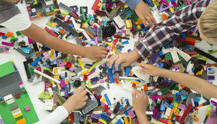 Lego Play Together: Hướng Dẫn, Lợi Ích Và Các Bộ Xếp Hình Sáng Tạo Cho Mọi Lứa Tuổi