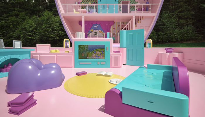 Mattel, Airbnb, Polly Pocket