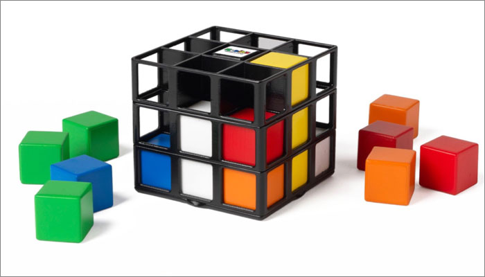 Hayley Woodward, Rubik's